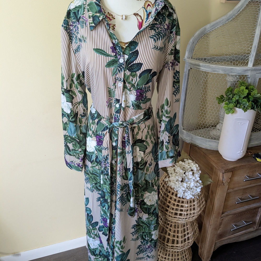 Floral Maxi Dress with Belt